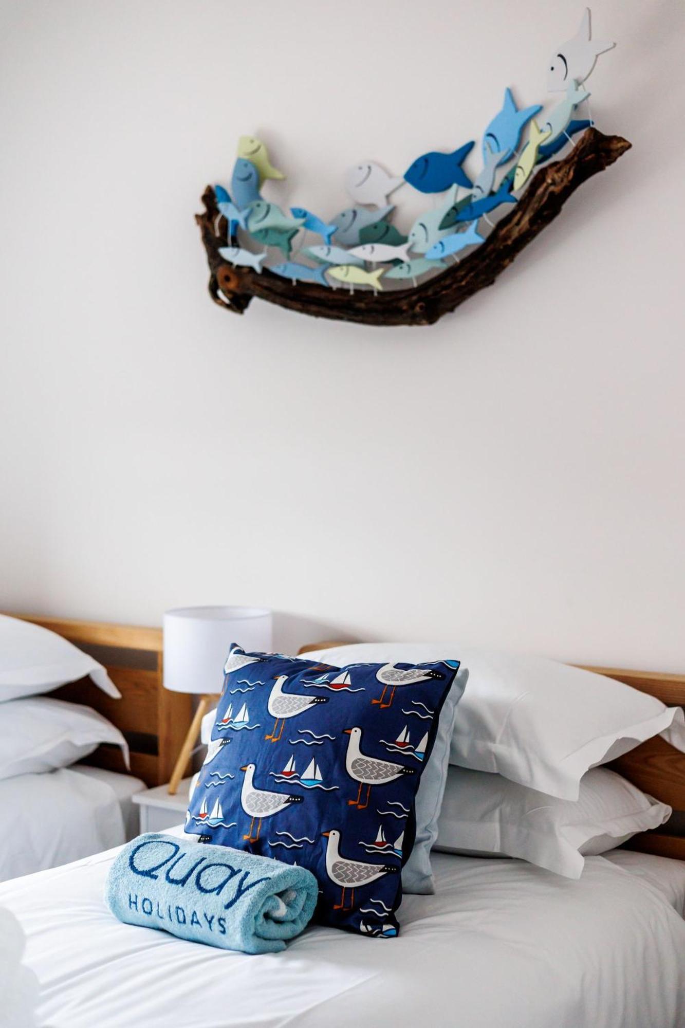 Charlotte Cottage Пул Екстериор снимка